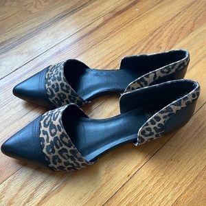 Leopard print pointed flats
